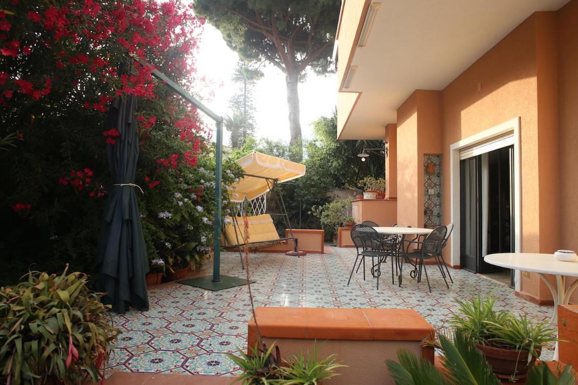 Villa Lea Mondello Esterno foto